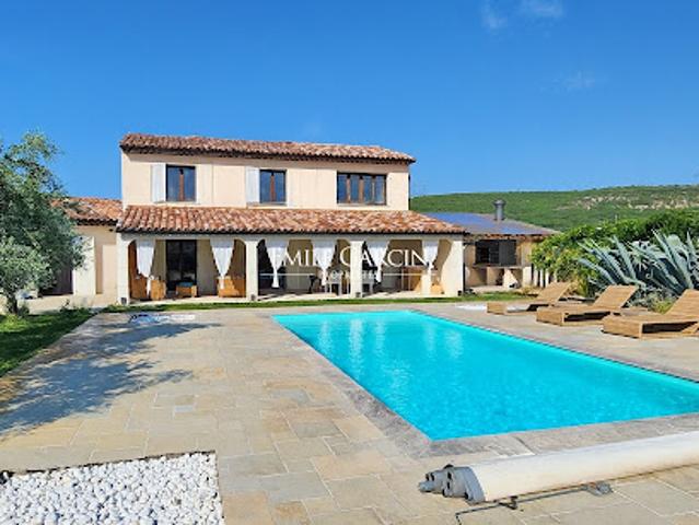Maison vente à Forcalquier, Ongles