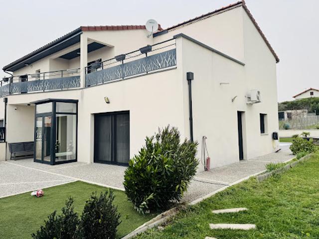 Maison vente à Clermont-Ferrand, Cébazat