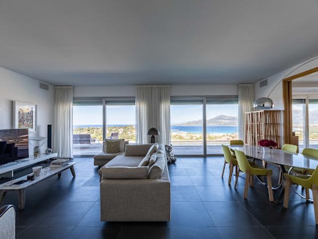 Maison vente à Calvi
