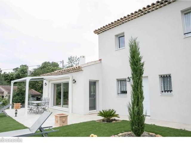 Maison vente à Apt, Ménerbes
