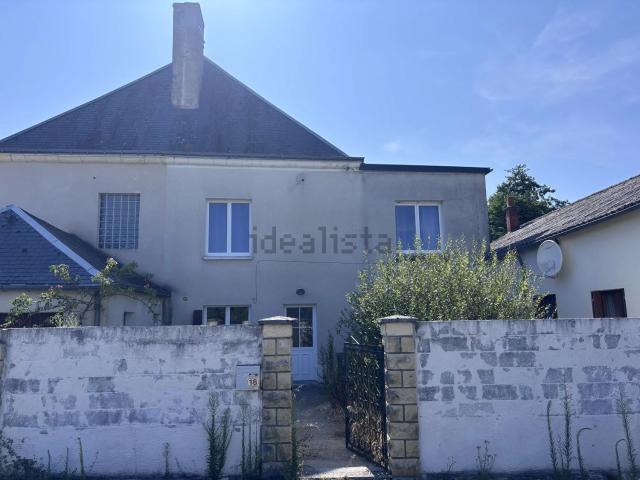Maison vente à La Pelouse, Continvoir