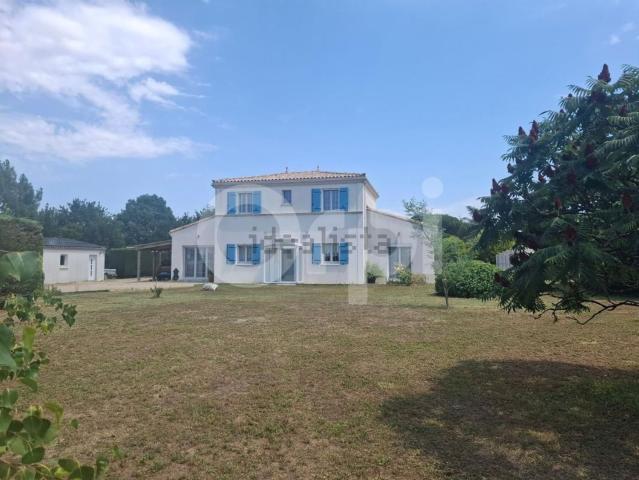 Maison vente à Chez Douteau, Corme-Écluse