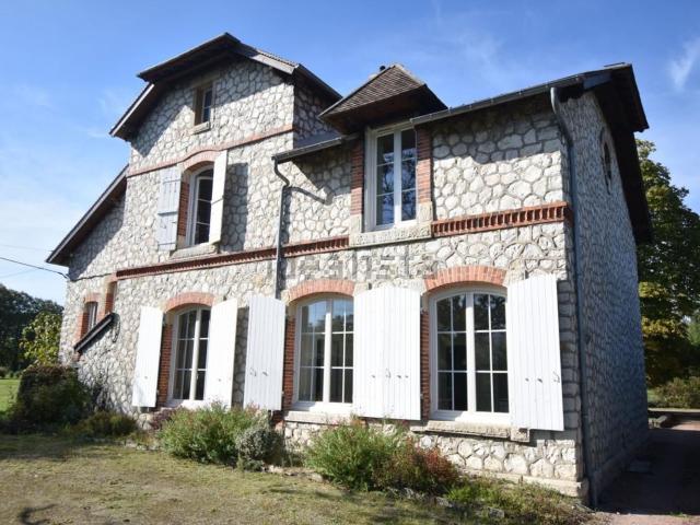 Maison vente à Cosne-sur-Loire, Cosne-Cours-sur-Loire