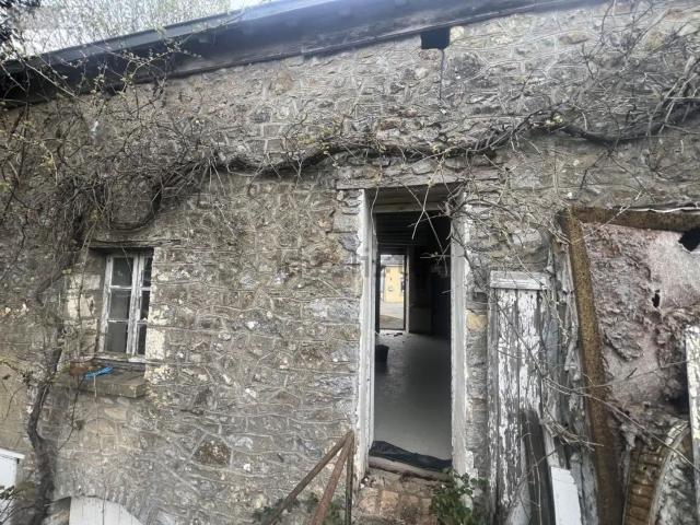 Maison vente à Cossé-en-Champagne, Mayenne