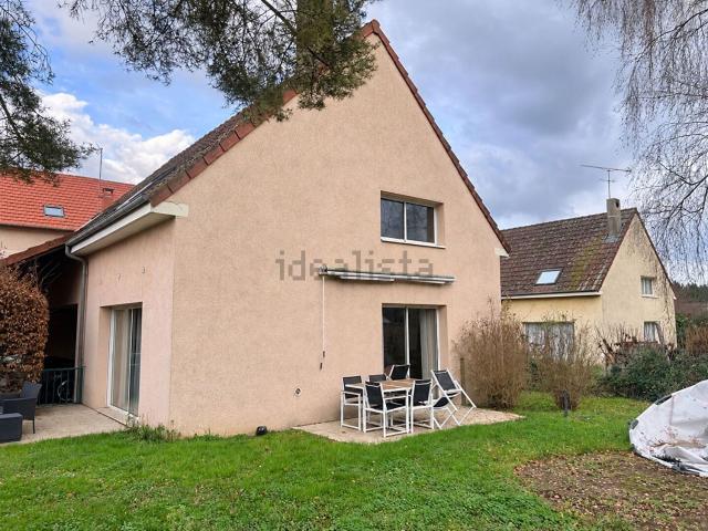 Maison location à Coulanges-lès-Nevers, Nièvre