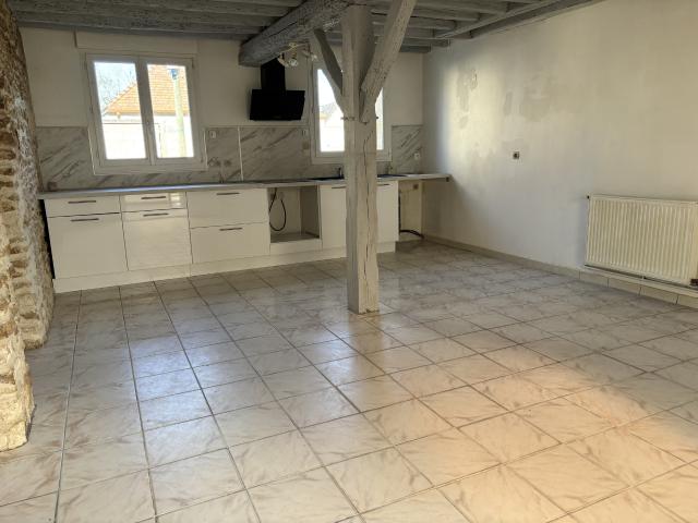 Maison vente à Compiègne, Couloisy