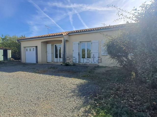Maison vente à Coulonges-sur-l'Autize, Deux-Sèvres