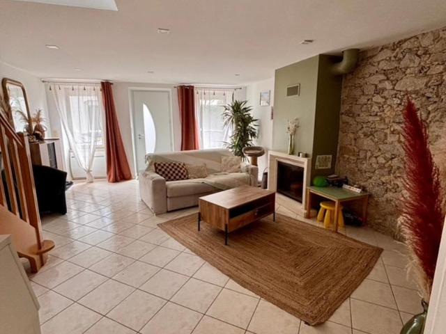 Maison vente à Nantes, Remouillé