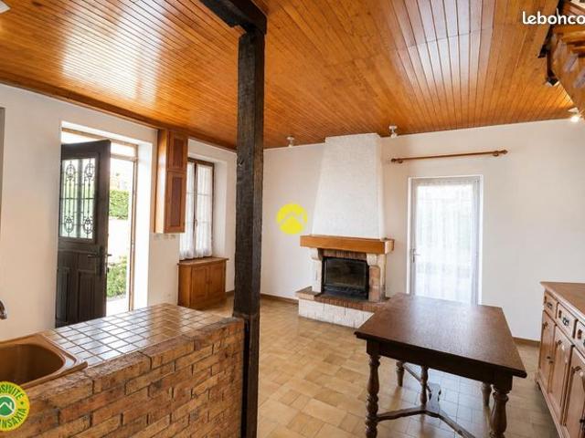 Maison vente à Saint-Amand-Montrond, Jouet-sur-l'aubois