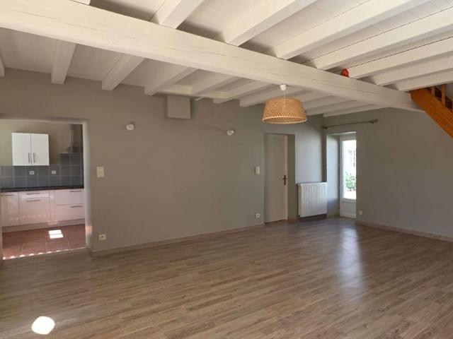 Maison location à Angiré, Courçon