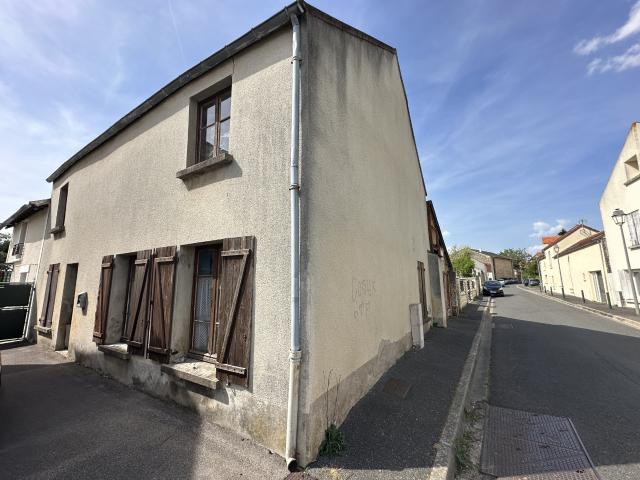 Maison vente à Évry, Petit-bourg