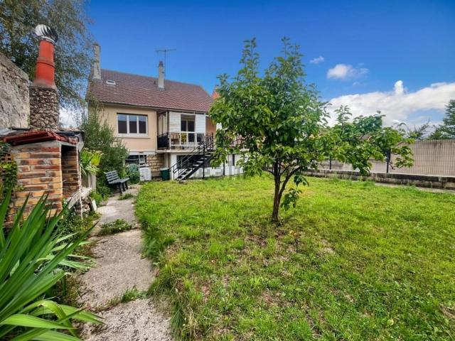 Maison vente à Le Village, Courdimanche