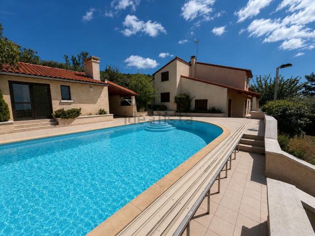Maison vente à Cournon-d'Auvergne, Puy-de-Dôme