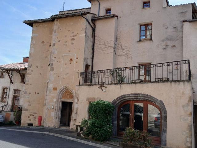 Maison vente à Le Chambon, Courpière
