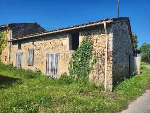 Maison vente à Les Caillauds, Coux