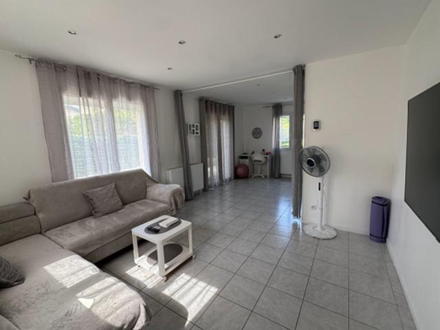 Maison vente à Saint-Julien-en-Genevois, Cranves-sales