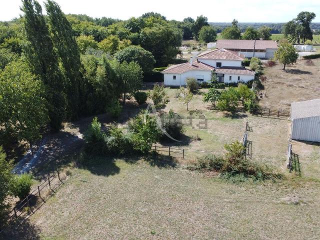 Maison vente à Pré Bas, Cravans