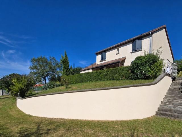 Maison vente à Les Dauriers, Creuzier-le-Vieux