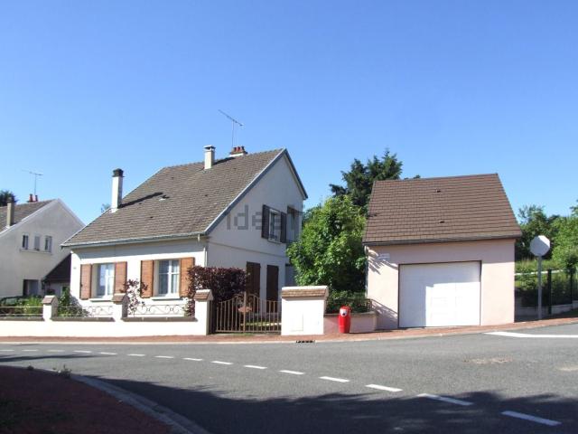 Maison vente à Les Dauriers, Creuzier-le-Vieux