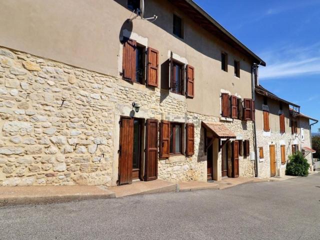 Maison location à Creys, Creys-Mépieu