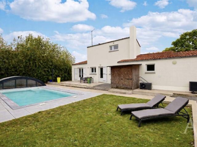 Maison vente à La Roche-sur-Yon, Cugand