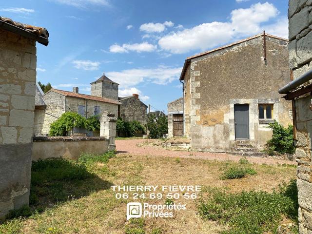 Maison vente à Le Noyer Noir, Curçay-sur-Dive
