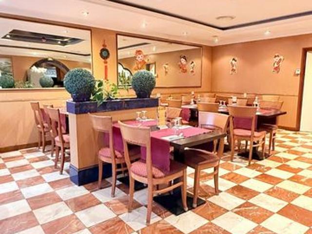 Local Commercial vente à Mantes-la-Jolie, Bonnières-sur-seine