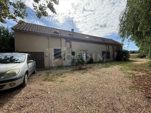 Maison vente à Mouvant, Dampierre-sous-Bouhy