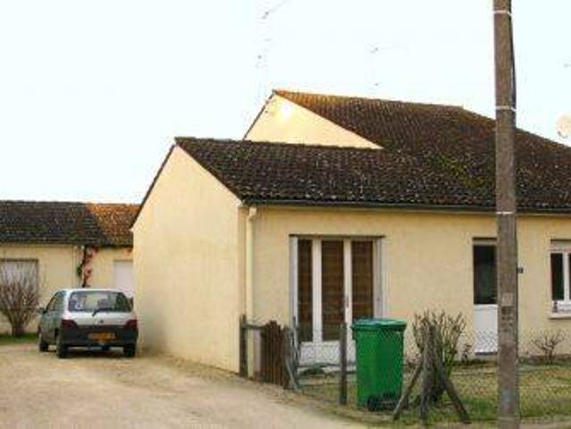 Maison location à Saint-Hilaire-de-Court, Cher