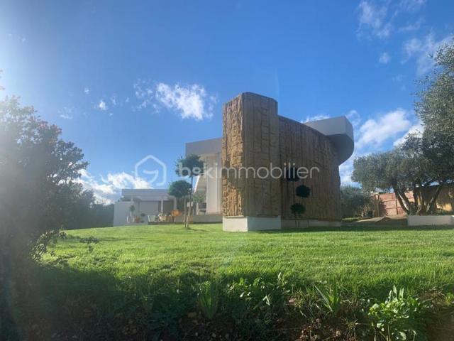 Maison vente à Nîmes, Bellegarde