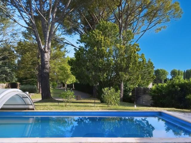 Maison vente à Carpentras, Sainte-cécile-les-vignes