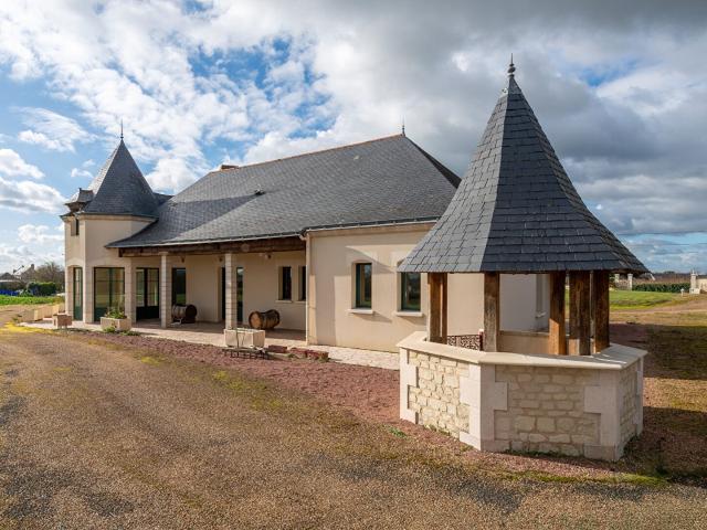 Maison vente à Saumur, Brézé