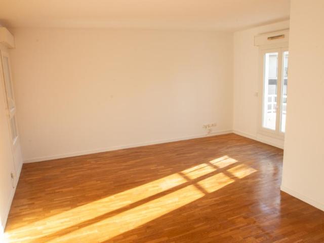 Maison location à France métropolitaine, La Garenne-colombes