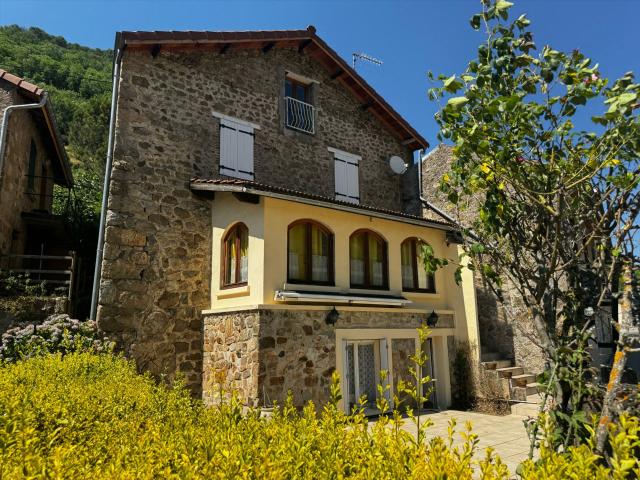 Maison vente à Le Pavé, Vocance