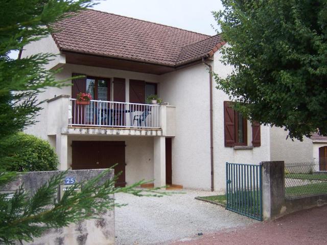 Maison location à Châtenoy-le-royal, Cruzille