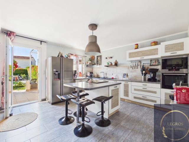 Maison vente à Arles, La Salle Les Alpes