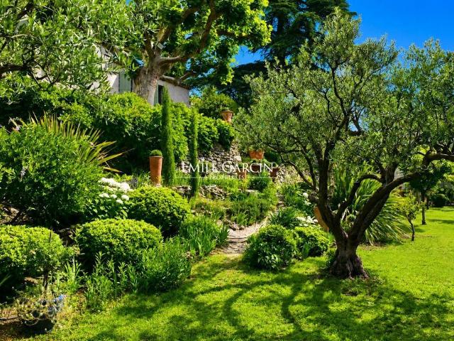Maison vente à Aix-en-Provence, Aix-en-provence