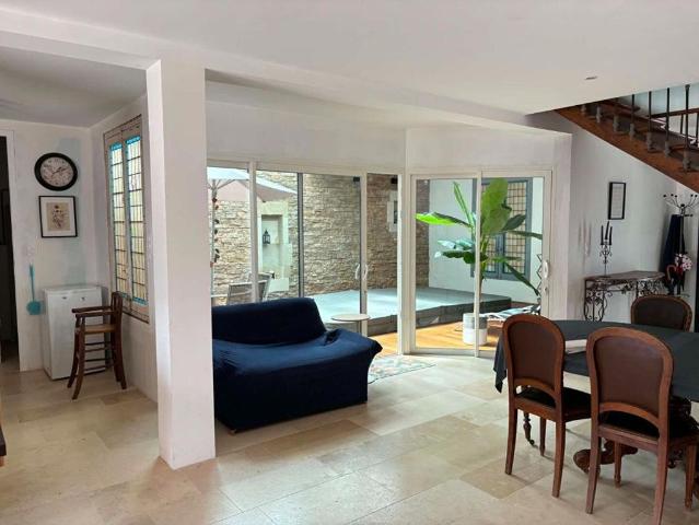 Maison vente à Nontron, Condat-sur-trincou