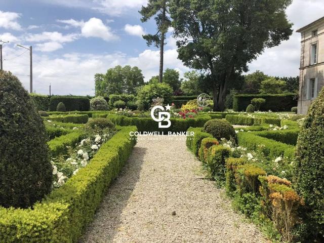 Maison vente à Saintes, Mortagne-sur-gironde