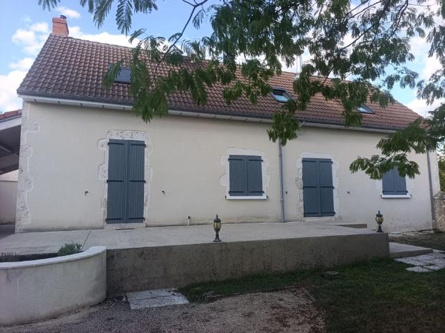 Maison location à Mehun-sur-Yèvre, Cher