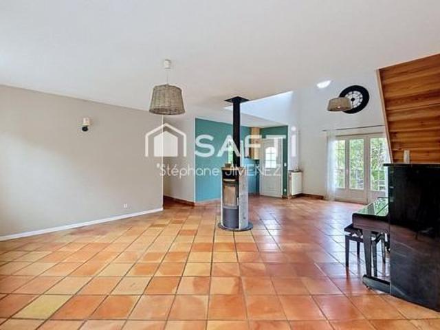 Villa vente à Sainte-Eulalie, Gironde