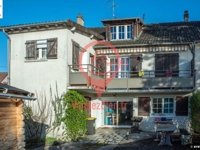 Maison vente à Saint-Amand-Montrond, Corquoy
