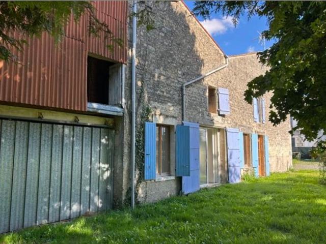 Maison location à Saint-Jean-d'Angély, Aulnay