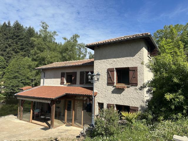 Maison vente à Mâcon, Matour