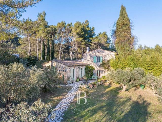 Maison vente à Arles, Eygalières