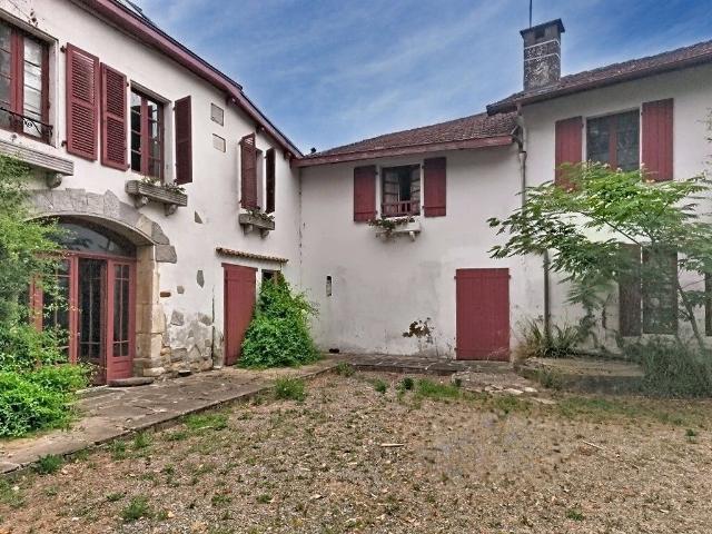 Maison vente à Oloron-Sainte-Marie, Salies-de-béarn