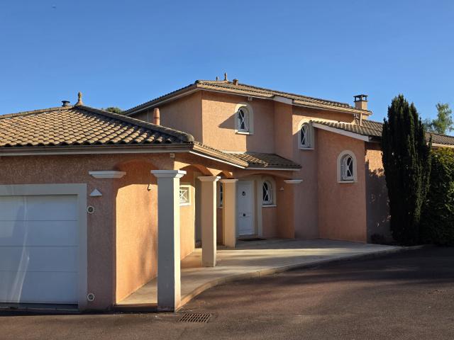 Villa vente à Le David, Fontaines-Saint-Martin