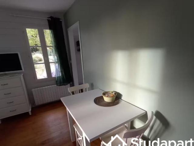 Maison location à Bordeaux, Léognan