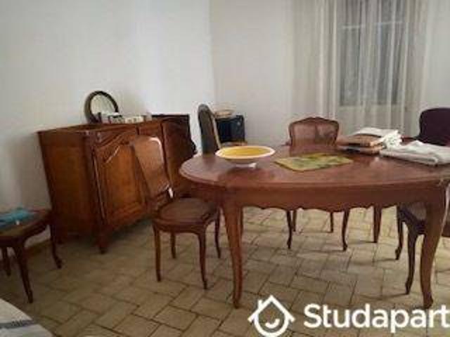 Studio location à Lande de la Chesnais, Bains-sur-Oust