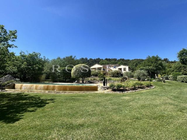Maison vente à Saint-Saturnin-lès-Apt, Vaucluse